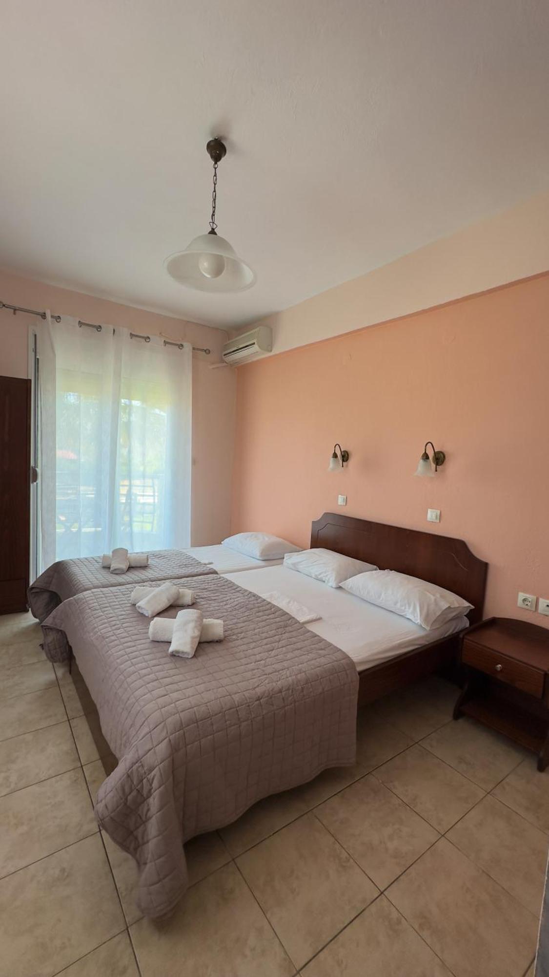 Tsipos Rooms Stavros  Luaran gambar